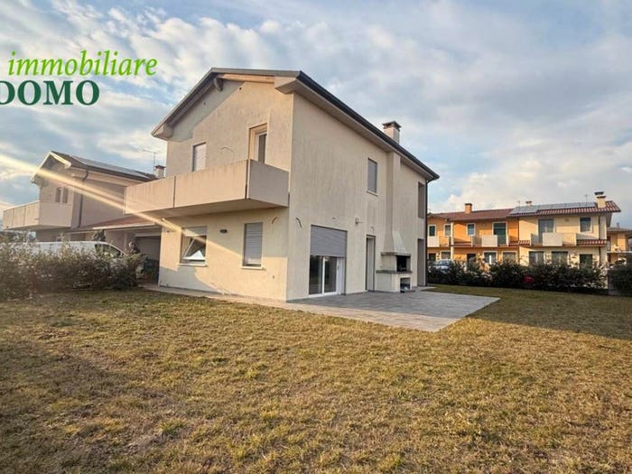 Casa quadrilocale in vendita in Centro, Marano Vicentino