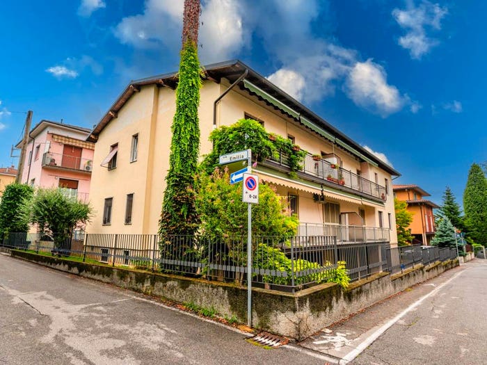 Appartamento quadrilocale in vendita in Via Emilia, Centro, Alzano Lombardo