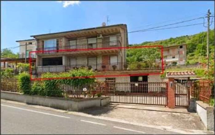 Appartamento con 5 locali in vendita in VIA VALLE BERNANDO, Valle Bernardo, Lenola