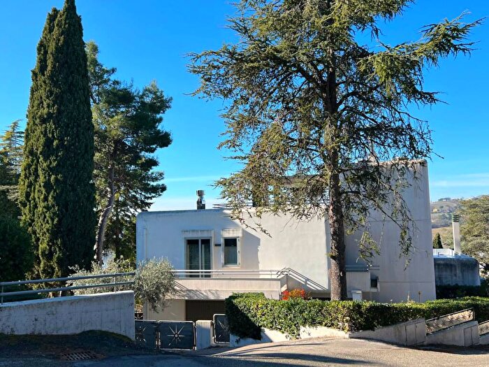 Casa con 6 locali in vendita in Via Adda, Cattabrighe Vismara, Pesaro