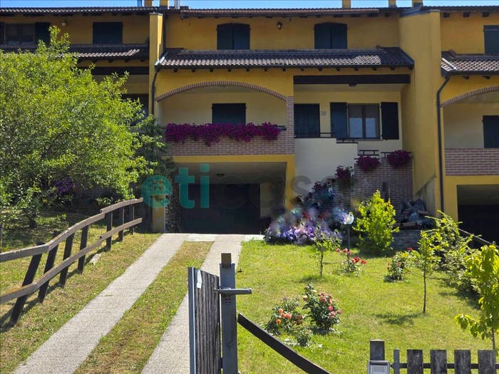 Casa quadrilocale in vendita in Vezzera Coli, Coli