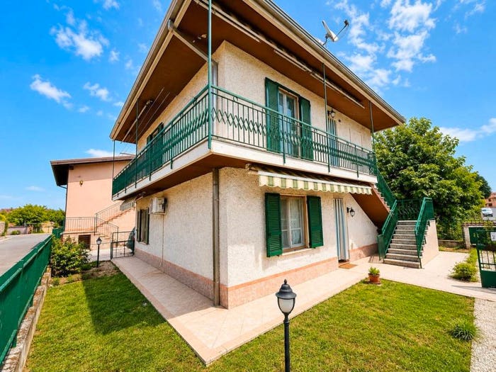Casa quadrilocale in vendita in Tre Martiri, Centro, Portalbera