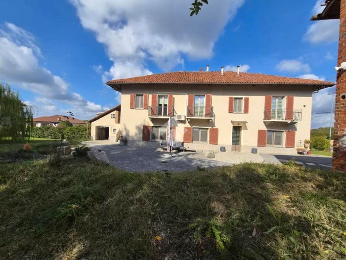 Casa con 6 locali in vendita in Regione Crocetta, Centro, Villafranca d'Asti