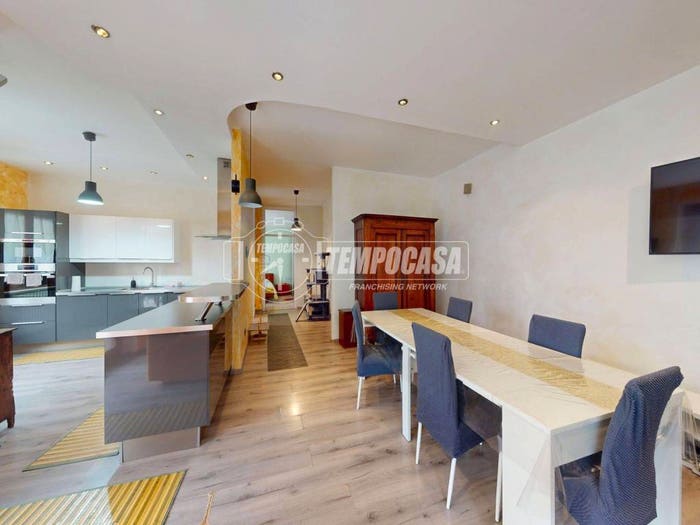 Appartamento trilocale in vendita in Strada Vedetta, Corso Langhe Moretta Corso Cortemilia, Alba