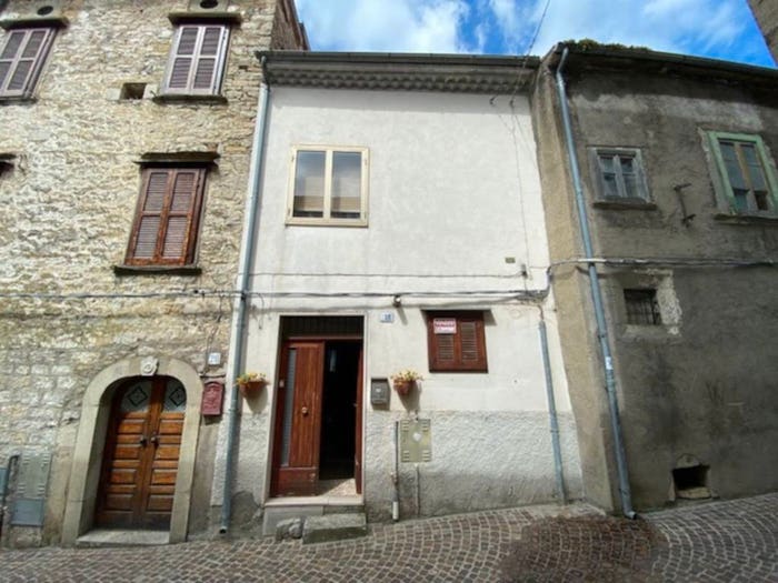 Casa con 6 locali in vendita in Via Montebello, Centro, Agnone
