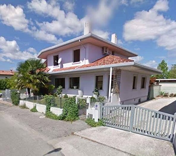 Casa con 6 locali in vendita in Via Bando, Centro, Porpetto