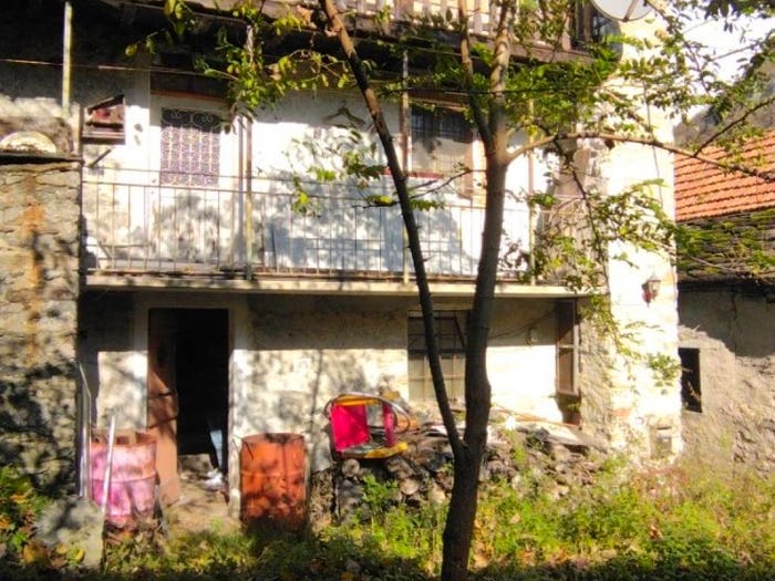 Casa trilocale in vendita in Frazione Pianaronda, Cravagliana