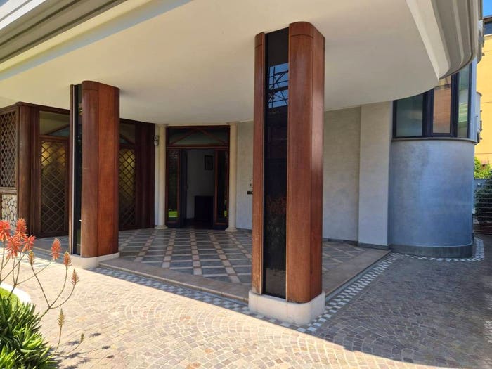 Casa con 5 locali in vendita in Via Guglielmo Andreoni, Centro, Aprilia