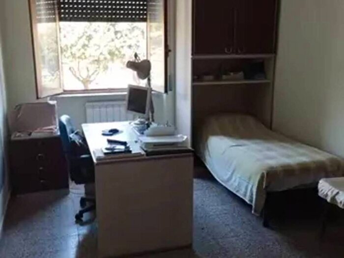 Appartamento con 5 locali in vendita in Via Carlo Cattaneo, Centro, Cosenza