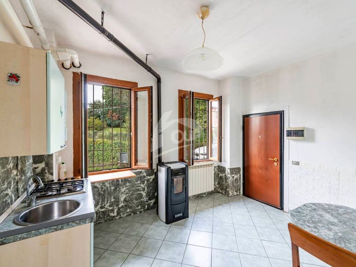 Appartamento bilocale in vendita in via verdi, Laveno, LavenoMombello