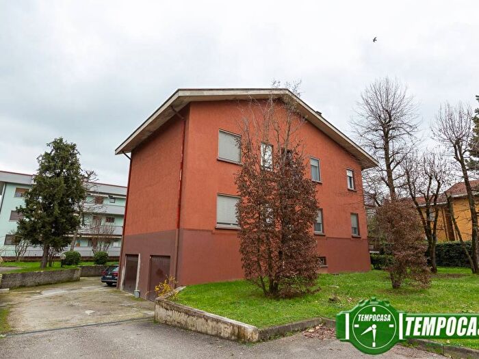 Appartamento quadrilocale in vendita in Viale della Resistenza, Centro, Codogno