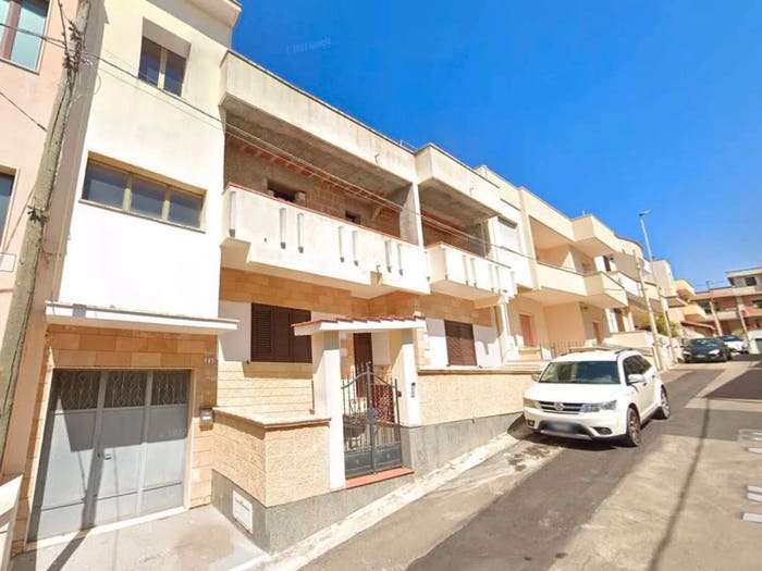 Casa con 6 locali in vendita in Via Albenga, Casarano