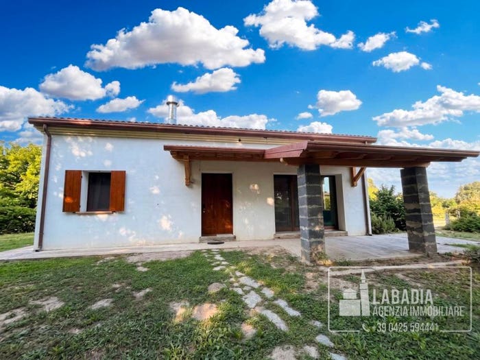 Casa trilocale in vendita in Via Arzaron, Lendinara