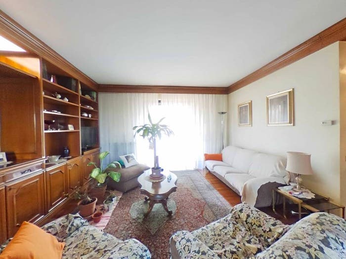 Appartamento con 5 locali in vendita in Via Giorgio De Chirico, Trenno, Milano