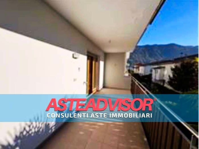 Appartamento trilocale in vendita in Via Dogana, Centro, Lana