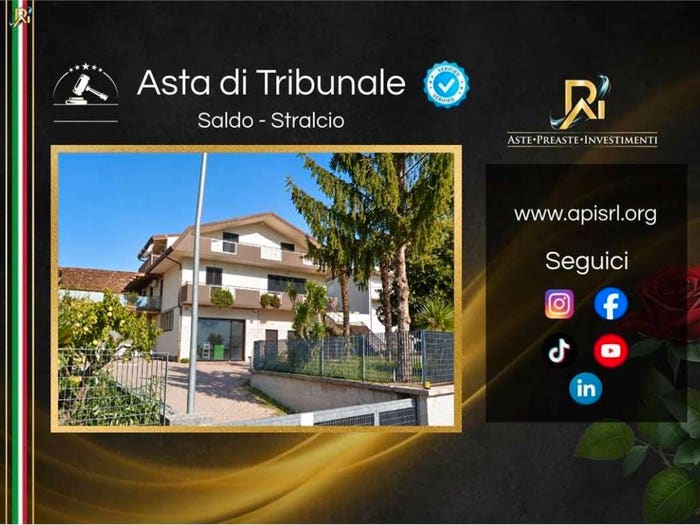 Appartamento con 6 locali in vendita in Via delle Valli, Centro, Canosa Sannita