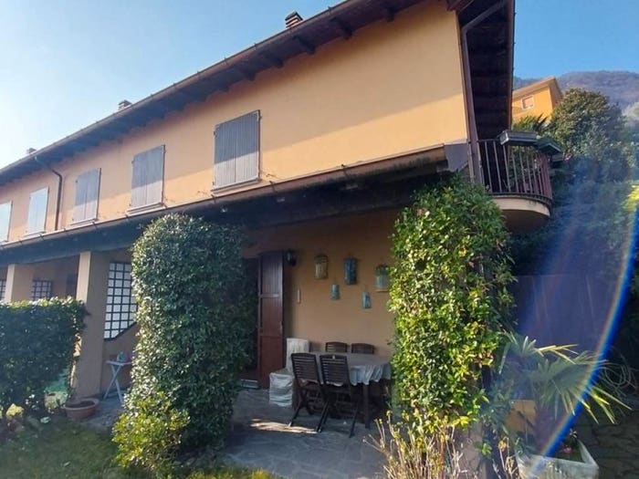 Casa trilocale in vendita in viale Sant' Ambrogio, Limonta, Oliveto Lario