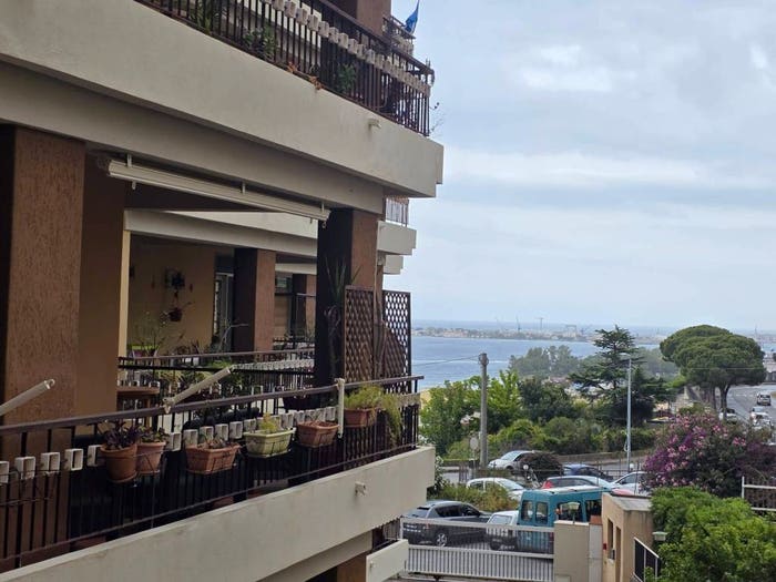 Appartamento con 5 locali in vendita in Strada Panoramica dello Stretto, Litoranea Panoramica, Messina