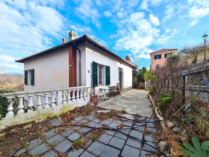 Casa quadrilocale in vendita in Piazza Novembre, Centro, Testico