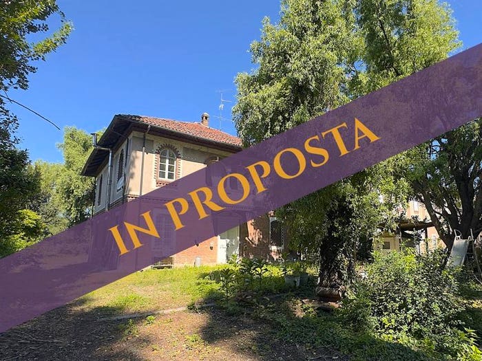 Casa con 6 locali in vendita in Via Salasco, Sali Vercellese
