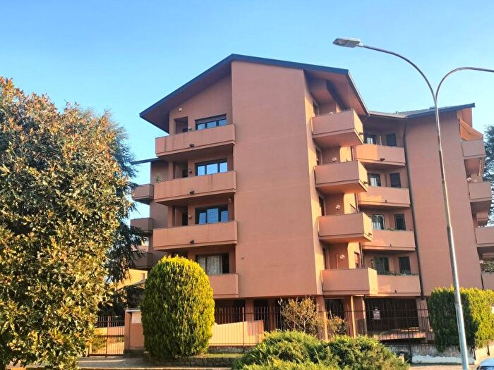 Appartamento trilocale in vendita in Armando Diaz, Centro, Parabiago