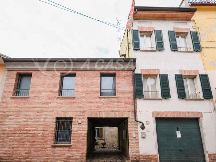 Casa con 6 locali in vendita in via Giordano bruno, Centro, San Secondo Parmense