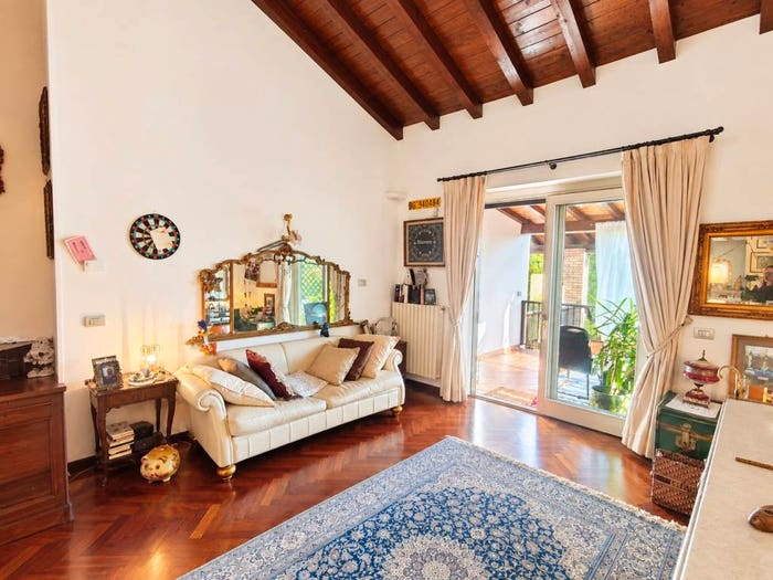 Appartamento trilocale in vendita in Via Mincio, Rivoltella, Desenzano del Garda