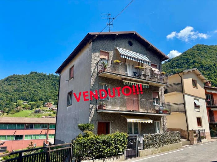Appartamento quadrilocale in vendita in Via Cadamiani, Centro, Sedrina