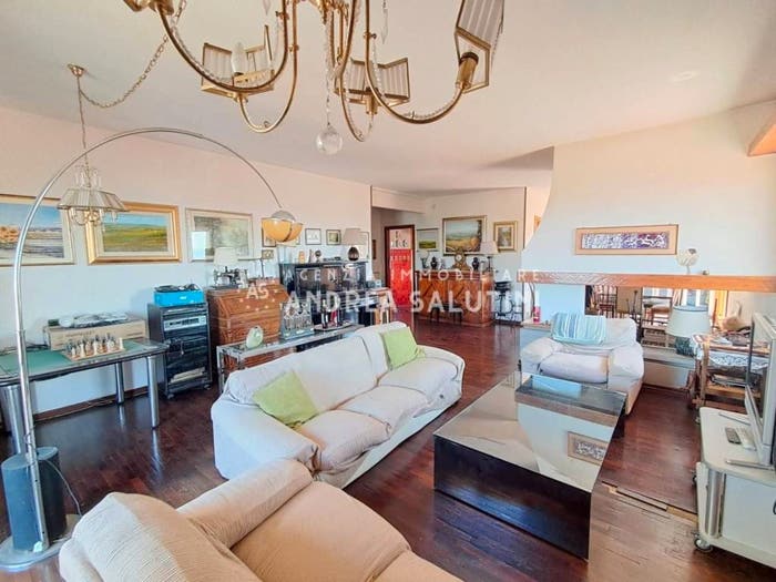 Casa con 6 locali in vendita in Via Nicola Sacco e Bartolomeo Vanzetti, Villaggi Bellaria, Pontedera