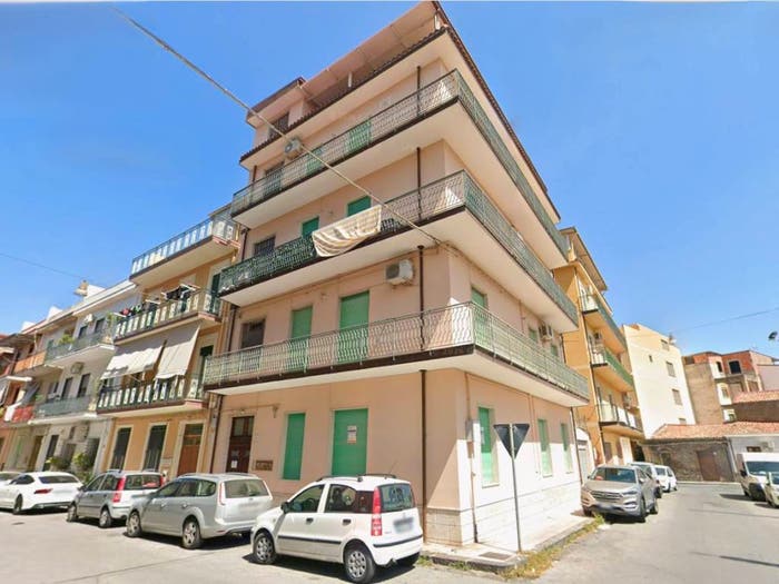 Appartamento con 6 locali in vendita in Via Lazio, Centro, Barcellona Pozzo di Gotto
