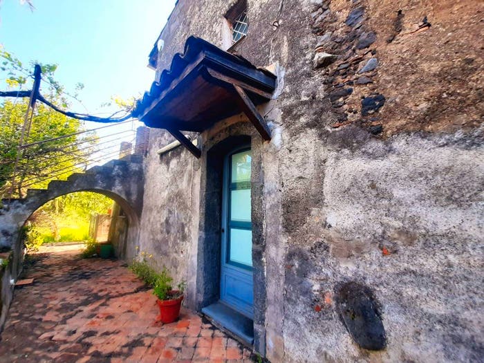 Casa bilocale in vendita in Via delle Acacie, Centro, Giarre