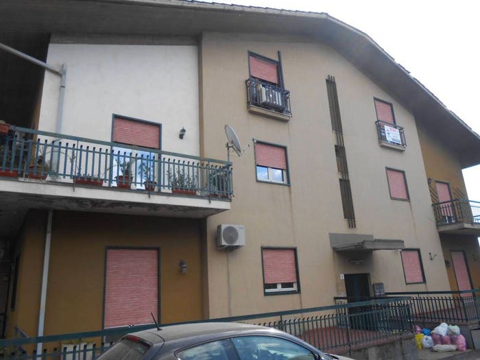 Casa trilocale in vendita in Via Consoli, Nicolosi