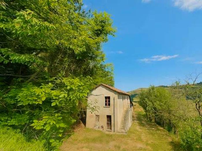 Casa quadrilocale in vendita in Santo Stefano Belbo