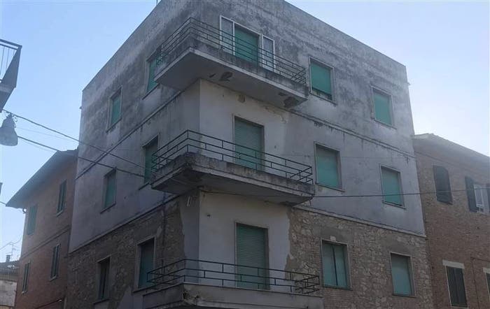Appartamento con 6 locali in vendita in Pozzuolo, Castiglione del Lago