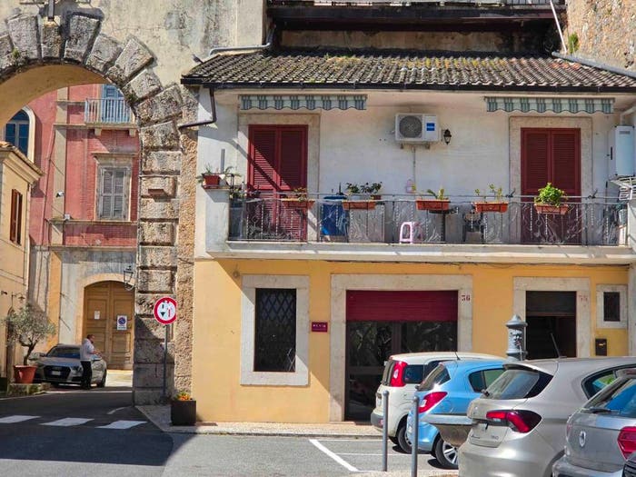 Appartamento bilocale in vendita in Piazza Umberto I, Centro, Alvito