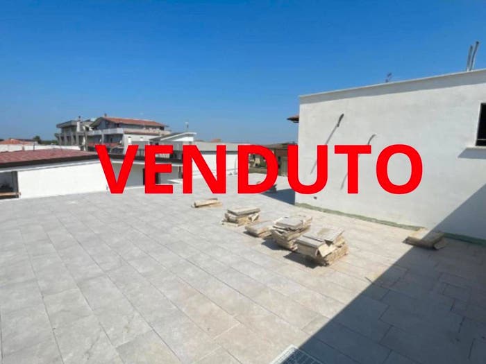 Casa con 5 locali in vendita in Viale della Libertà, Lusciano
