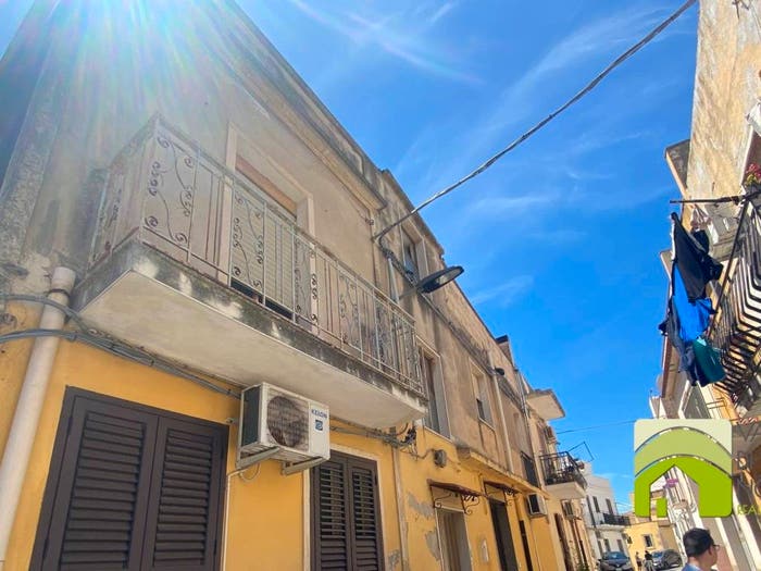 Casa quadrilocale in vendita in Via Angelo Cavarra, Centro, Noto