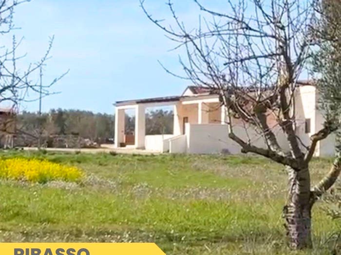 Casa quadrilocale in vendita in Contrada Sgarrone, Altamura