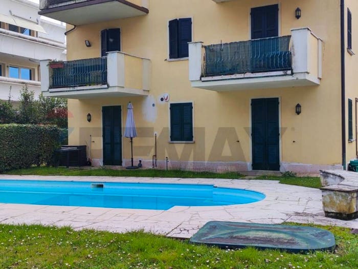 Appartamento trilocale in vendita in Rivoltella, Desenzano del Garda