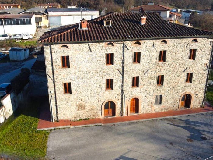 Appartamento con 6 locali in vendita in Via del Molino, Coreglia Antelminelli