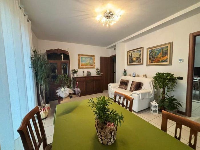 Appartamento quadrilocale in vendita in Via Roma, Centro, Oppeano