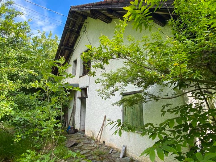 Casa con 6 locali in vendita in Via San Gottardo, Tiglieto