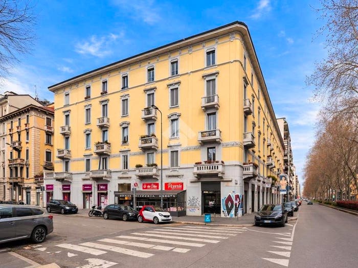 Appartamento trilocale in vendita in Piazza emilia, Indipendenza, Milano