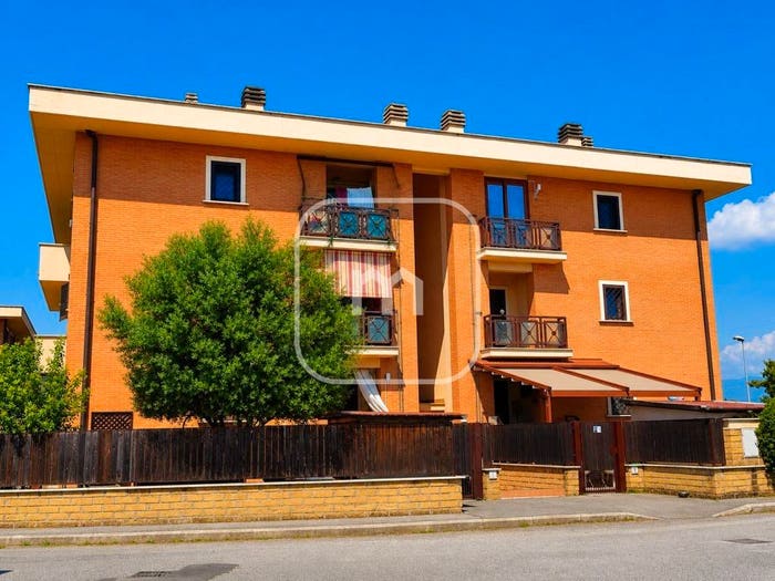 Appartamento bilocale in vendita in Via Opi, Castelverde, Roma