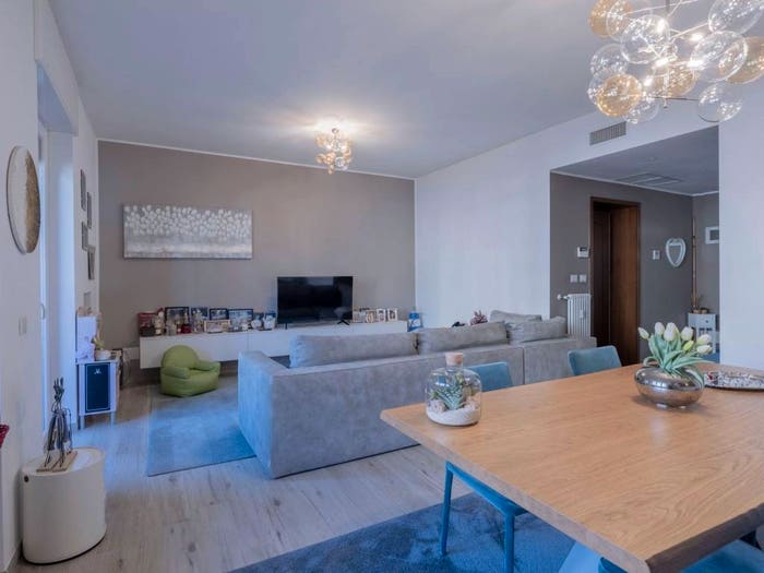 Appartamento trilocale in vendita in Via Novara, San Carlo, Milano