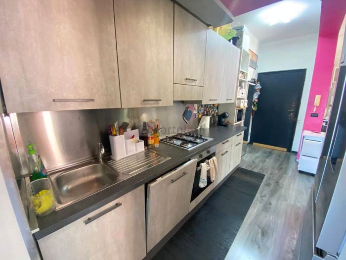 Appartamento con 5 locali in vendita in Via Nicolò Costa, Staglieno, Genova