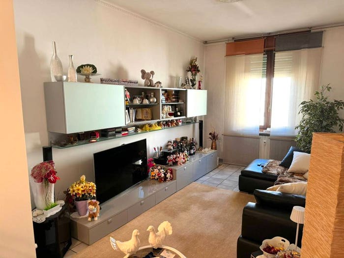 Appartamento quadrilocale in vendita in Via Giovanni Pascoli, Corso alla Vittoria Parco della Resistenza, Asti
