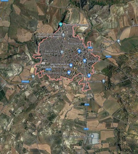 Appartamento con 6 locali in vendita in Contrada Mandrazzi, Pietraperzia