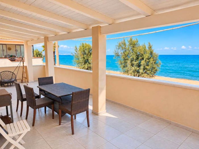 Appartamento trilocale in vendita in Lungomare Agnone Bagni, Agnone, Augusta