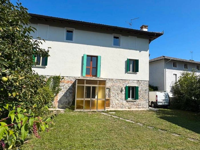 Casa con 6 locali in vendita in Centro, Cassacco